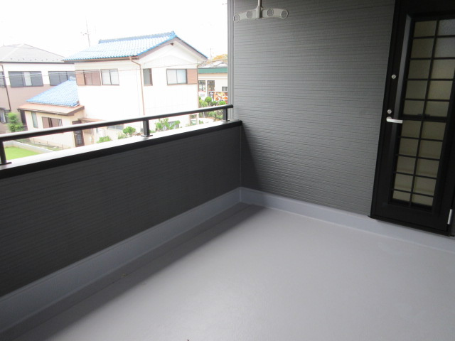 【仲介手数料無料】新築戸建　リーブルガーデン熊谷市新堀新田650-6（全1棟）のバルコニー