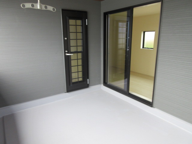 【仲介手数料無料】新築戸建　リーブルガーデン熊谷市新堀新田650-6（全1棟）のバルコニー