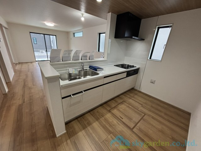 秦野市曽屋4期　新築戸建　全8棟1号棟のキッチン