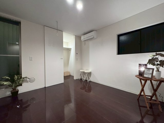 ミグ・ノンの洋室|洋室です