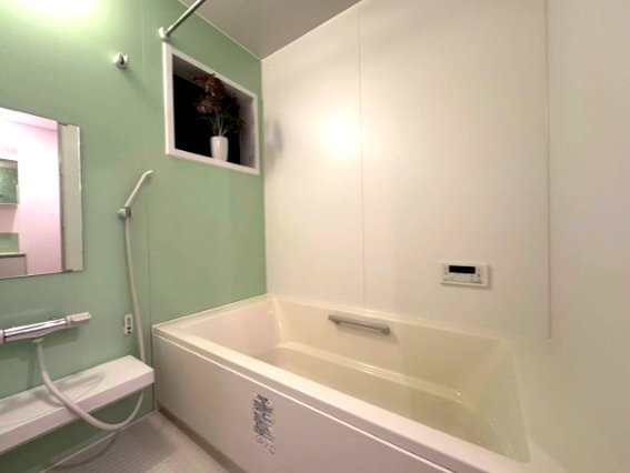 ミグ・ノンの浴室|日々の疲れを癒すお風呂付です