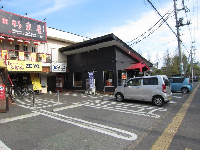 ベストランドⅣの駐車場|お客様駐車場有り（店舗共用）