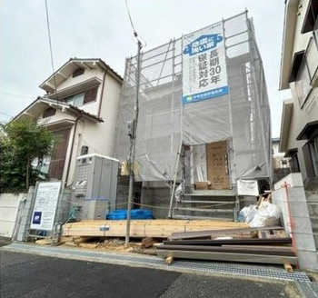 堺市西区堀上緑町　新築一戸建ての前面道路含む現地写真