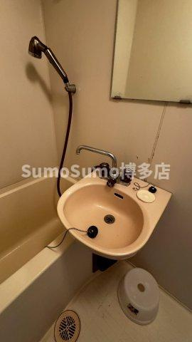 シティパレス天神南の浴室|ゆったり過ごせるお風呂です