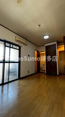 シティパレス天神南の居間・リビング|使いやすいリビングです