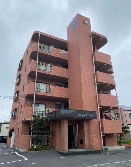 熊谷市上之　一棟マンションの外観