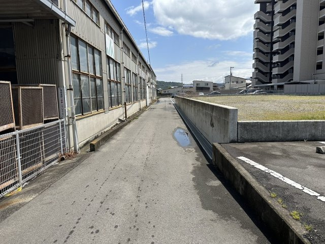 坂井町3丁目　事業用地の前面道路含む現地写真