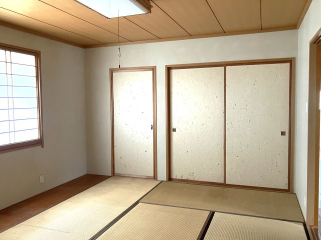 西伯郡伯耆町岸本　中古住宅の和室|２階和室