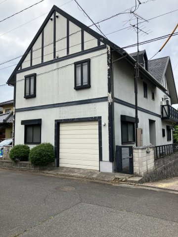 西伯郡伯耆町岸本　中古住宅の外観