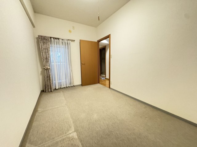 ワコーレ朝霧シーサイトヒルズの洋室