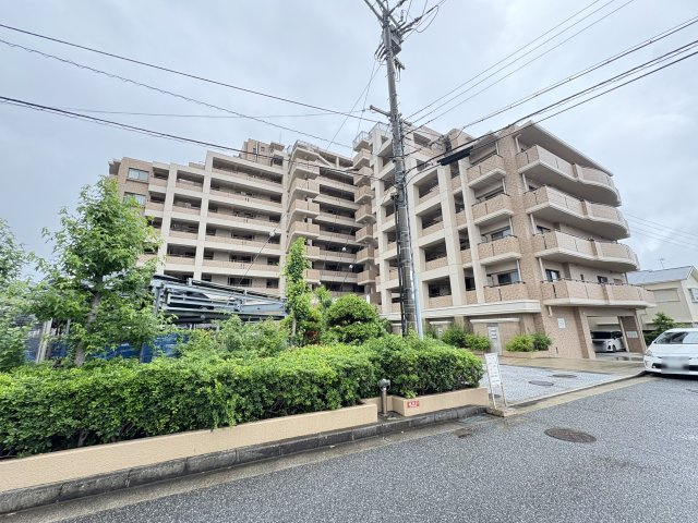 ワコーレ朝霧シーサイトヒルズの外観