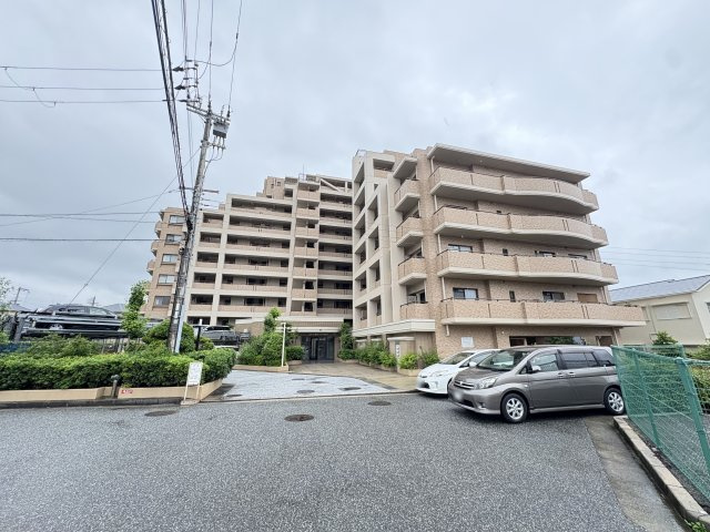 ワコーレ朝霧シーサイトヒルズの外観