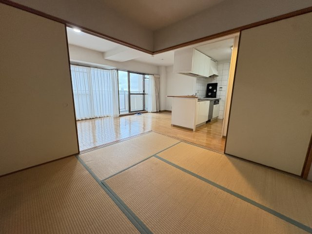 ワコーレ朝霧シーサイトヒルズの和室