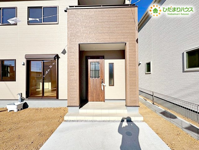 行田市城西第2　新築一戸建て　リーブルガーデン　02の外観|ベージュとブラウンのお洒落な配色の外観(^^)/