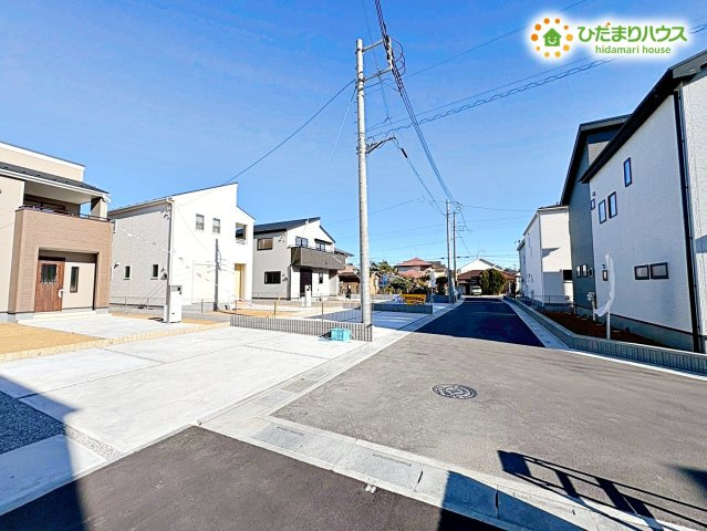 行田市城西第2　新築一戸建て　リーブルガーデン　02の前面道路含む現地写真|閑静な住宅街で叶える静かな暮らし(-ω-)/