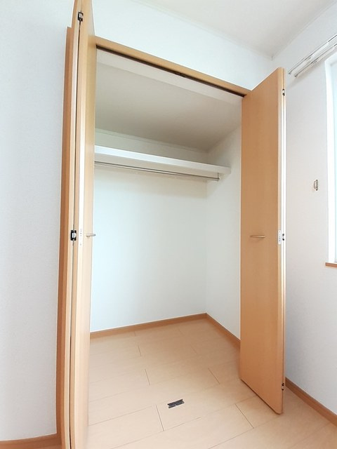 サン　スツールの収納|クローゼット