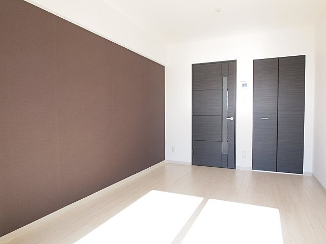 アルカンシェルスクエア桜川（旧：フォレステージ桜川）の居間・リビング