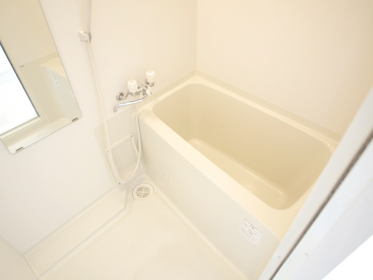 アルカンシェルスクエア桜川（旧：フォレステージ桜川）の浴室