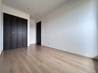 【洋室】 | BlueberryB | 明るい洋室です