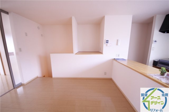 ローテローゼさかえの居間・リビング|※類似部屋