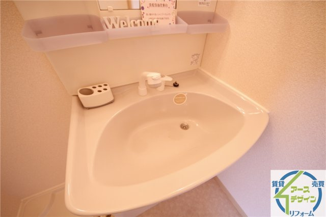 ローテローゼさかえの独立洗面台|※類似部屋