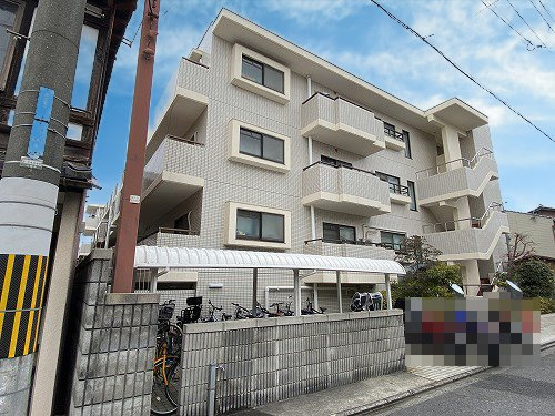 グラン・ドムール智恵光院の外観