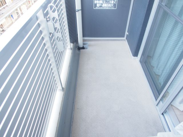 ルネ日本橋アネーロのバルコニー