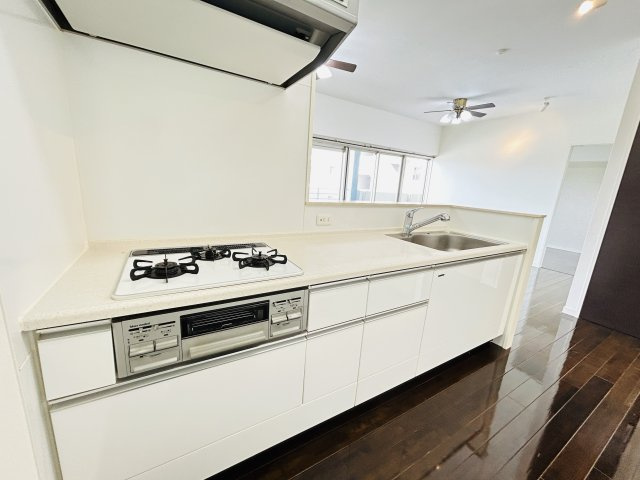 ミルコマンション真栄原スカイビューのキッチン