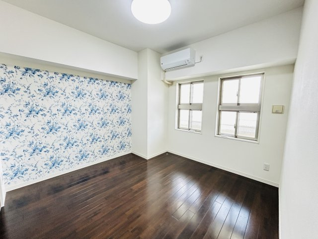 ミルコマンション真栄原スカイビューの洋室