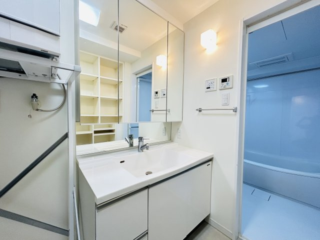 ミルコマンション真栄原スカイビューの洗面所