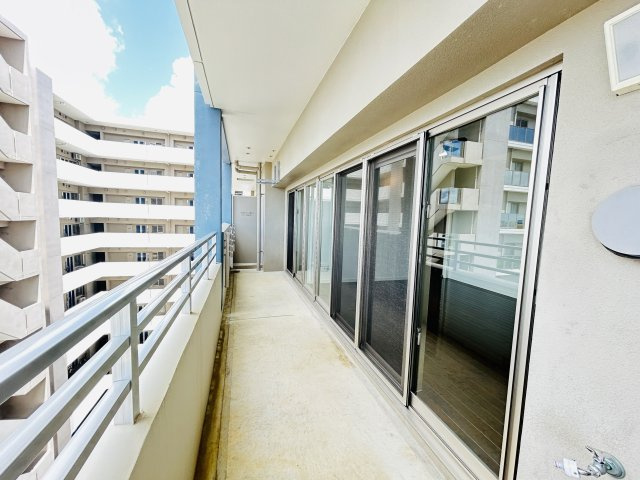 ミルコマンション真栄原スカイビューのバルコニー