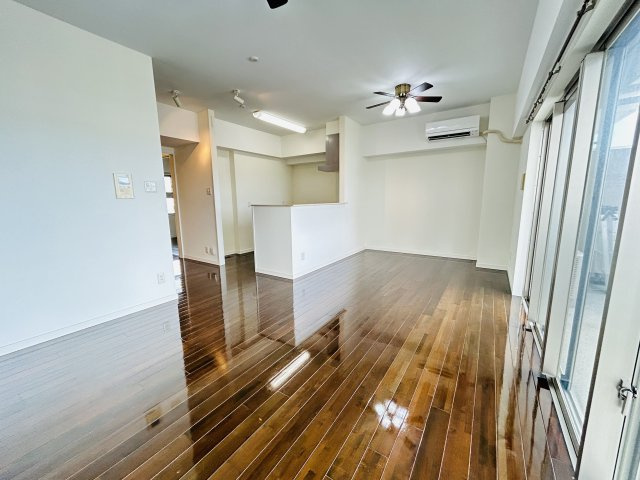 ミルコマンション真栄原スカイビューの居間・リビング