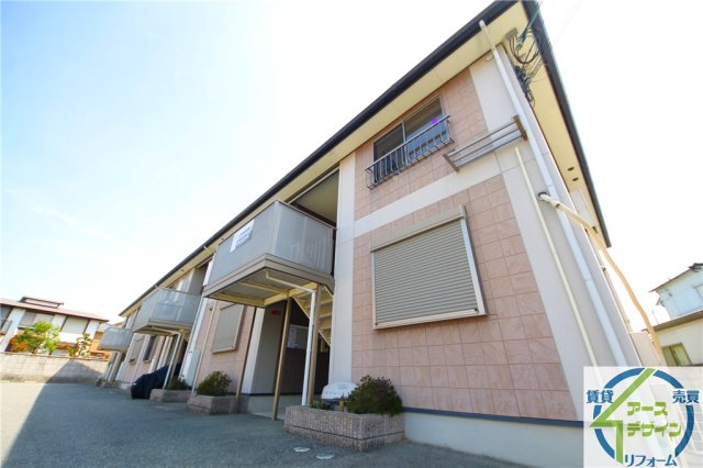 ラフィーネ二ツ屋の外観