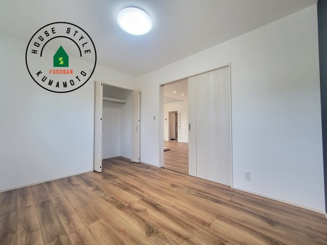 宇土市宮庄町第1-4棟（1号棟）の子供部屋|穏やかな光が差し込む室内には、穏やかな時間が流れます。