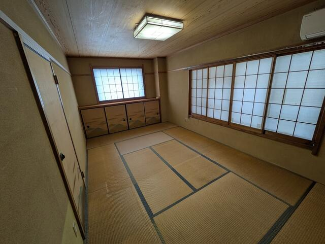 ウエルネス瀬戸口の和室