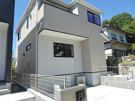 安佐北区亀崎の外観