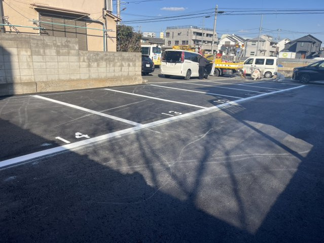 ワイアンドティー駐車場の駐車場