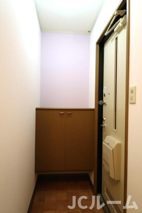 ロイヤルガーデン子安 Cの玄関