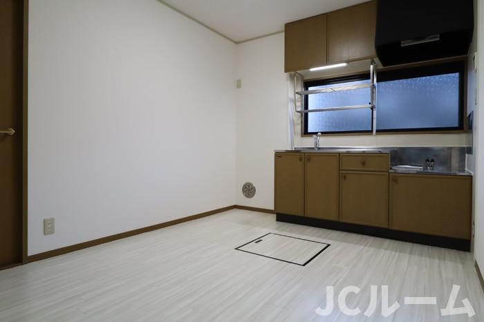 ロイヤルガーデン子安 Cのキッチン