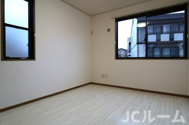 ロイヤルガーデン子安 Cのキッチン