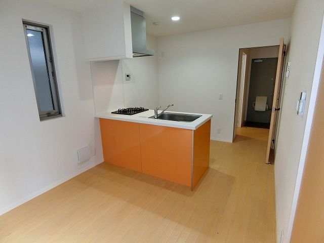 コーポラス若草EASTの居間・リビング