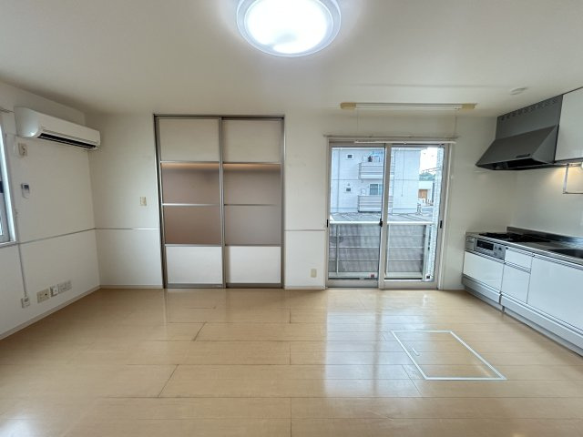 レセンテSFK　B棟の居間・リビング