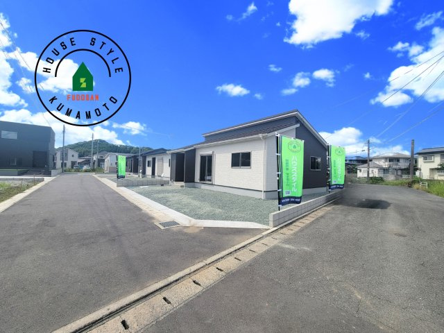 宇土市宮庄町第1-4棟（4号棟）の前面道路含む現地写真|見学の時間などお気軽にお問い合わせ下さい。