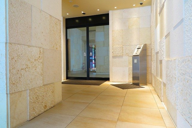 アルグラッド ザ・タワー心斎橋のロビー