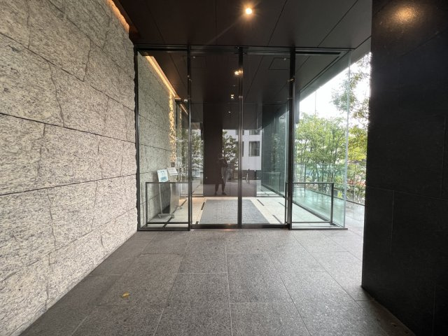 【エントランス】 | ザ・パークハウス白金二丁目タワー