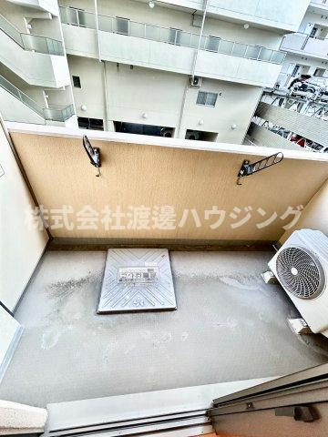 ドゥーエ江坂Ⅰのバルコニー