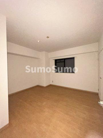 アストレア内淡路の寝室