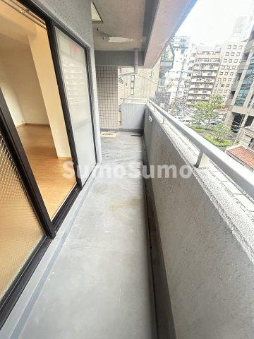 アストレア内淡路のバルコニー