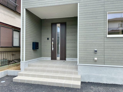 【エントランス】 | 栄町酒直台2丁目１号棟 | 即日のご見学も可能です。お気軽に0476-37-3888までお問合せ下さい。