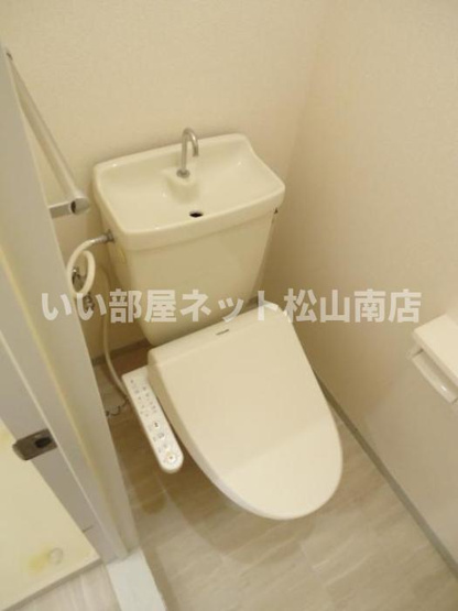 【トイレ】 | エスポワール３４　F棟